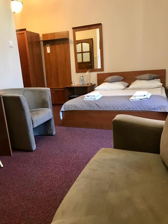 Hotelik Polonia Łowicz Eksteriør bilde